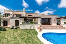 Maison neuves a vendre à Nueva Andalucia